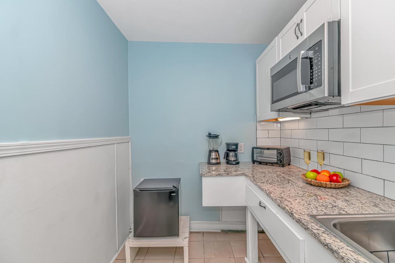 125 Atlantic Avenue Unit E - Pet Friendly! Walk To The Beach And Pier!1Br -1Ba - Sleeps 2-4 Guests! Myrtle Beach Exterior photo